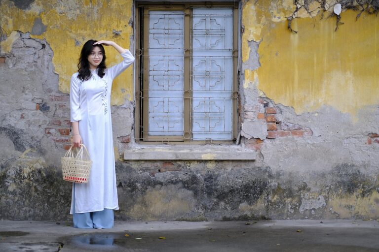 How to Build a Capsule Wardrobe for Minimalism